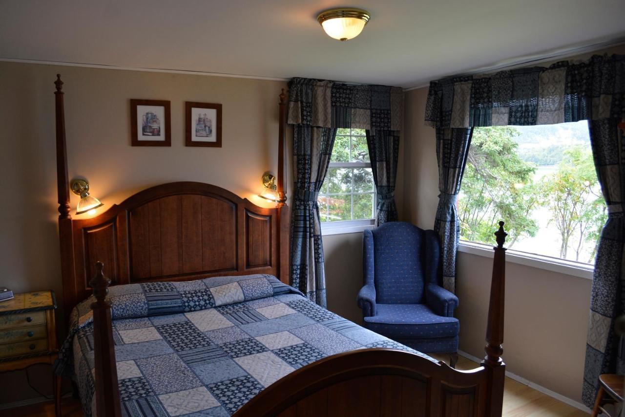 Mountain Vista Seaside Cottages Big Bras d'Or Exterior photo
