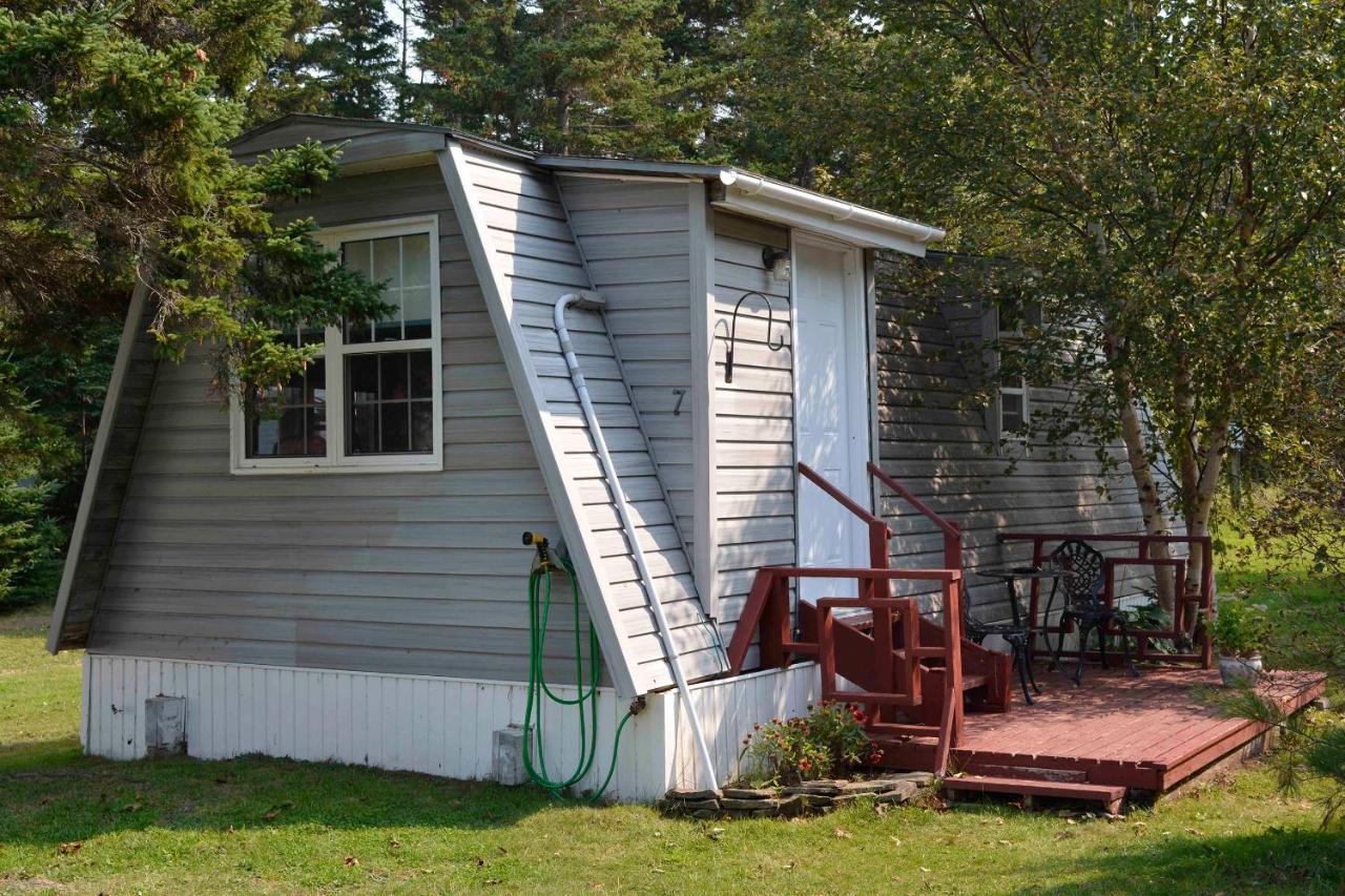 Mountain Vista Seaside Cottages Big Bras d'Or Exterior photo