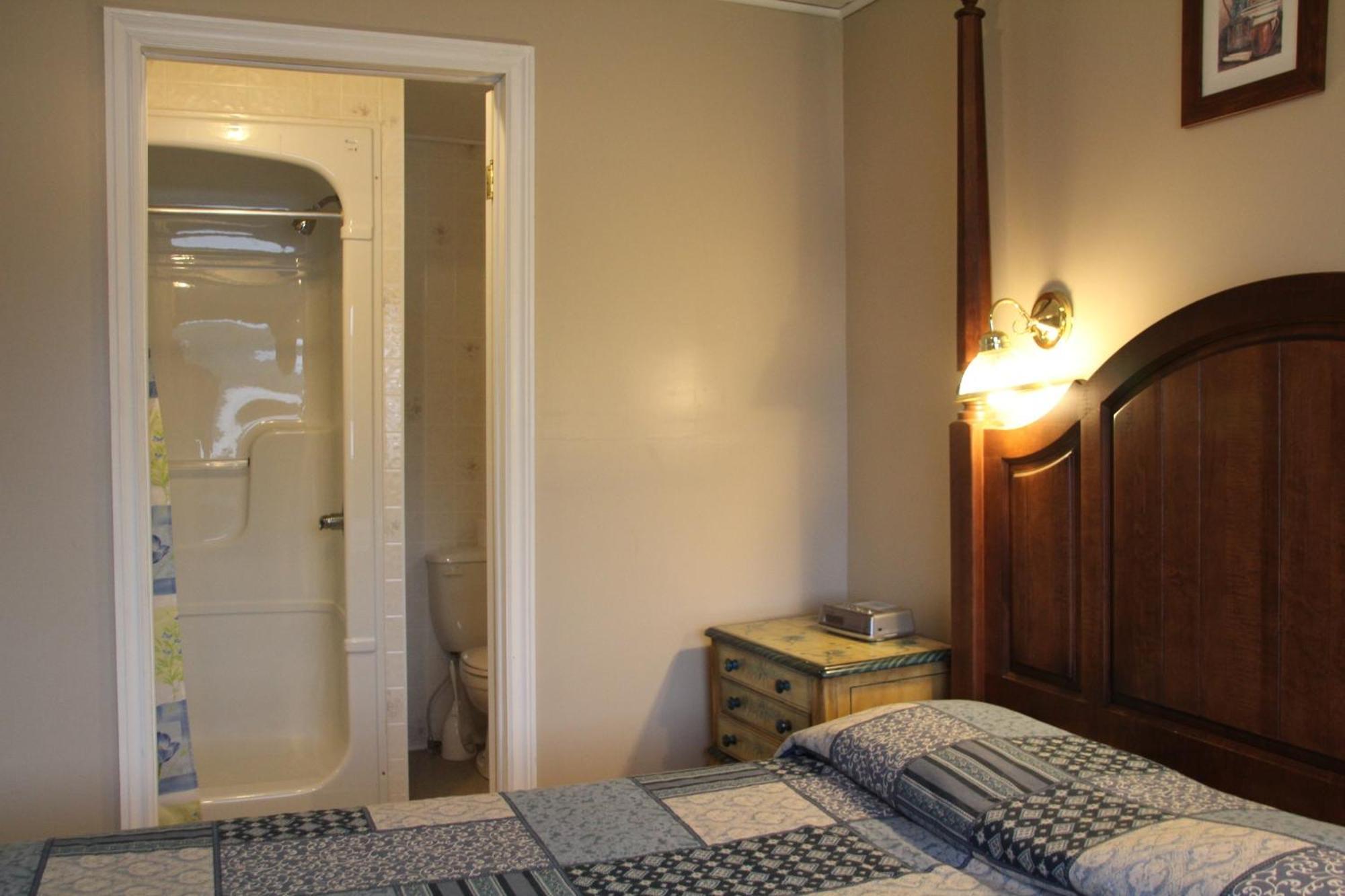 Mountain Vista Seaside Cottages Big Bras d'Or Room photo