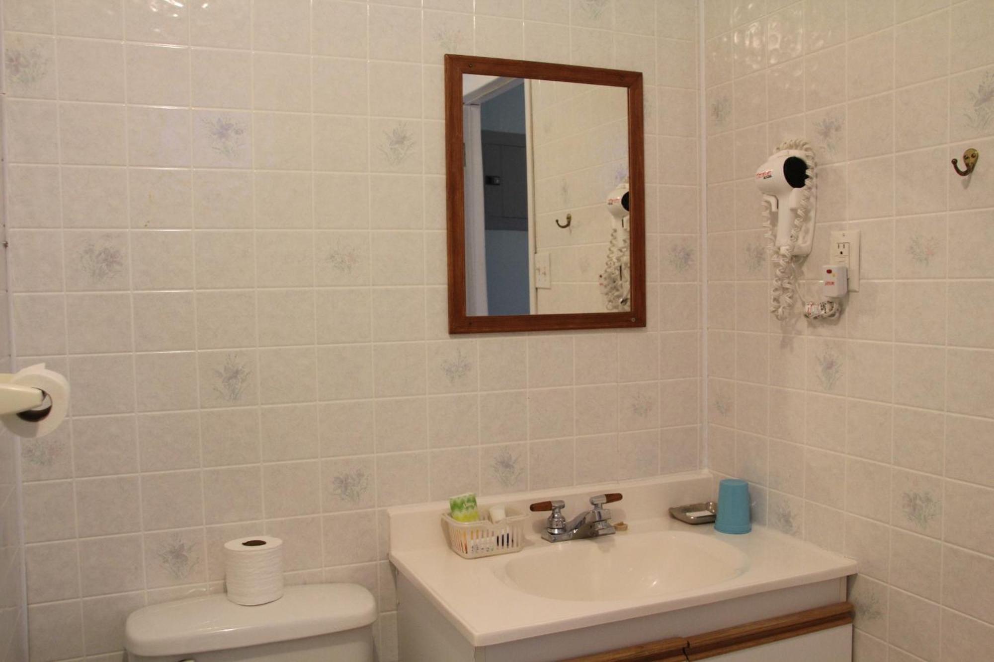 Mountain Vista Seaside Cottages Big Bras d'Or Room photo